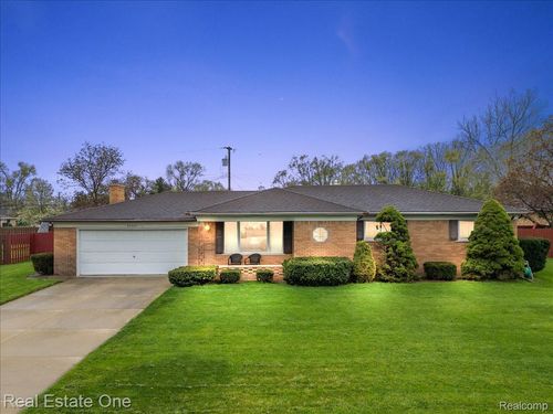 53223 Starlite Drive, Shelby Charter Township, MI, 48316 | Card Image