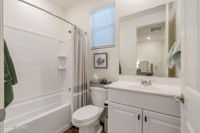 39-web-or-mls-Sunlit Peak Dr-39 | Image 17