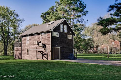 715 Easy St, Noel, MO, 64854-9344 | Card Image