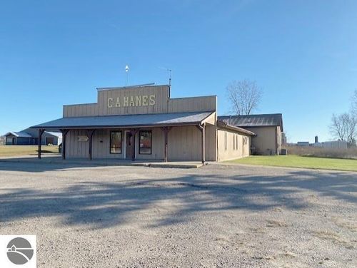 1953 S M 33, West Branch, MI, 48661-9047 | Card Image