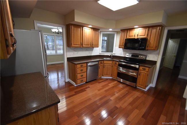41 - 41 Sagewood Ln, Condo with 3 bedrooms, 4 bathrooms and 2 parking in Windsor CT | Image 8