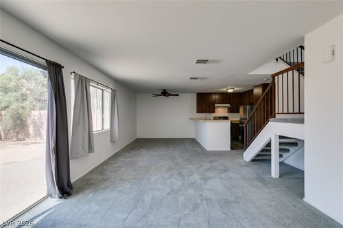 4335 Galore Ave, Las Vegas, NV, 89115-2404 | Card Image