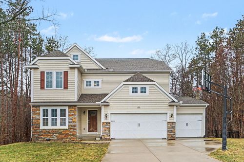 10898 Riedell Dr, Kalamazoo, MI, 49009-6490 | Card Image