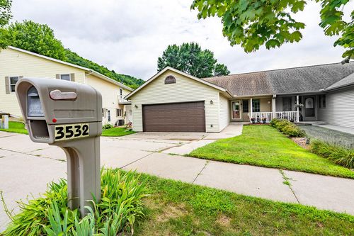 3532 Levy Ln, La Crosse, WI, 54601-6678 | Card Image