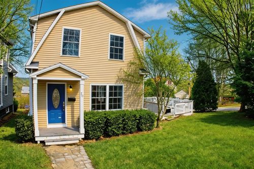 70 Ridgeland Avenue, South Portland, ME, 04106 | Card Image