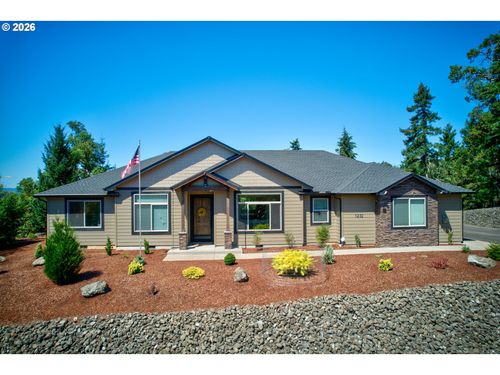 1232 Southridge Way, Roseburg, OR, 97470-1131 | Card Image