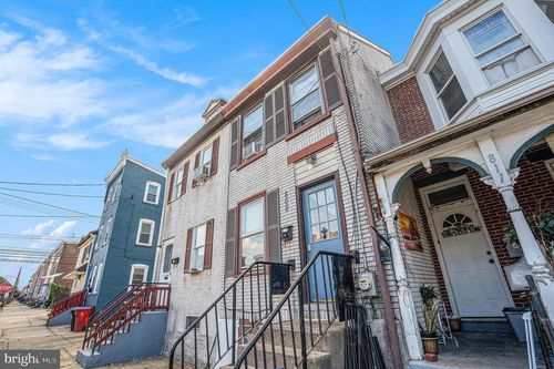 809 George St, NORRISTOWN, PA, 19401-3732 | Card Image