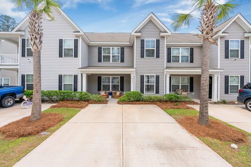 275 Spencer Cir, Summerville, SC, 29485-4671 | Card Image