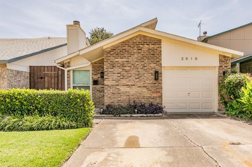 2916 Pegasus Dr, Garland, TX, 75044-6238 | Card Image