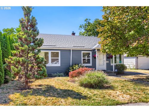9320 Se Yamhill St, Portland, OR, 97216 | Card Image