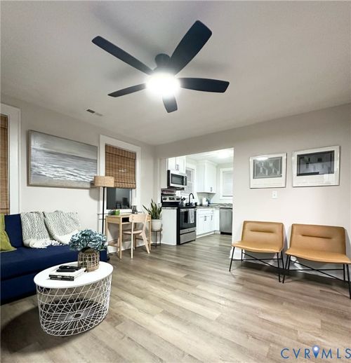 9504 Atlans St, Norfolk, VA, 23503-2002 | Card Image