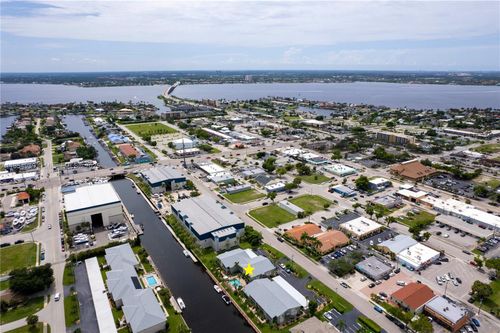 105-1409 Se 46th Ln, Cape Coral, FL, 33904-8633 | Card Image