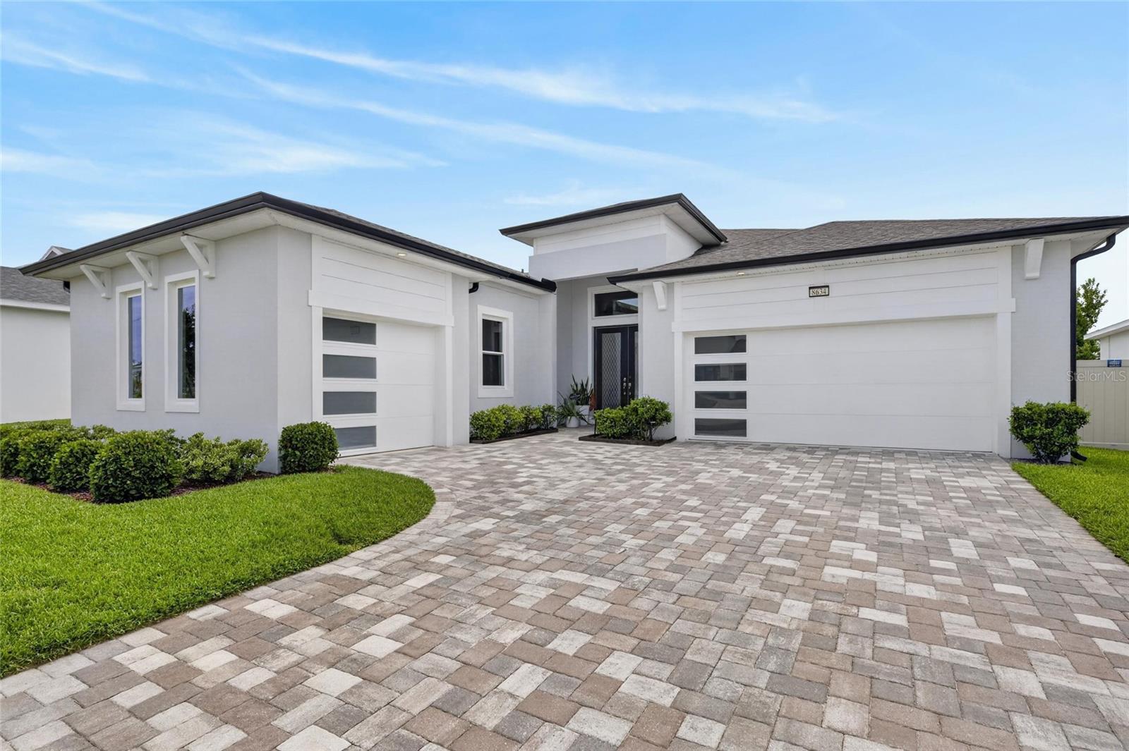 Residential Lease in WESLEY CHAPEL