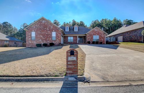 144 Orleans Drive, Maumelle, AR, 72113 | Card Image