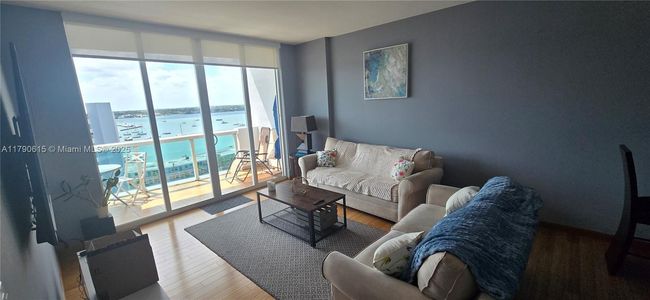 APT-1024 - 7900 Harbor Island Dr, Condo with 1 bedrooms, 2 bathrooms and null parking in North Bay Village FL | Image 16