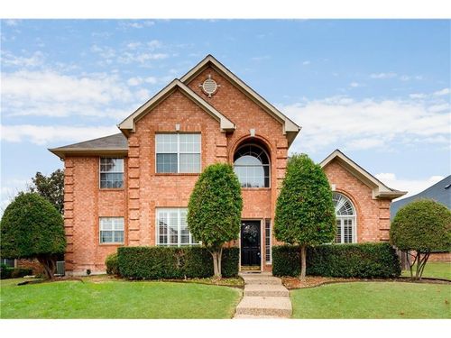 2621 Pine Springs Dr, Plano, TX, 75093-3568 | Card Image