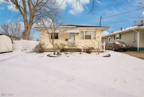 2065 Hackberry Street, Akron, OH, 44301 | Card Image