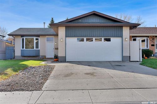 970 Bercovich Cres, Regina, SK, S4N7J8 | Card Image