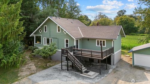 22767 Francis Rd, Mount Vernon, WA, 98273-8004 | Card Image