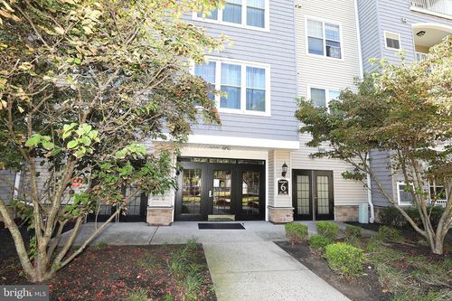 611 Masterson Ct, Ewing, NJ, 08618-1442 | Card Image