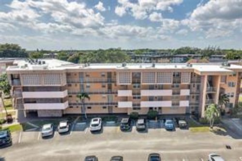 apt-205-3001 Nw 46th Ave, Lauderdale Lakes, FL, 33313-1835 | Card Image