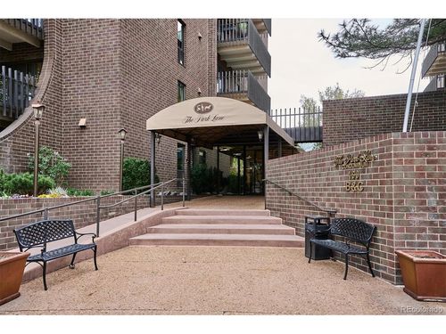 c-1001-460 S Marion Pkwy S, Denver, CO, 80209 | Card Image