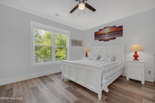 115 Ne 7 Th St, House other with 3 bedrooms, 2 bathrooms and null parking in Oak Island NC | Image 17