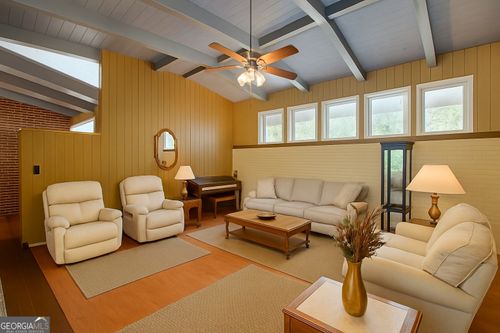 122 Jay Dr, Warner Robins, GA, 31093-3250 | Card Image