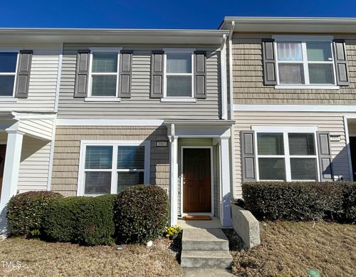 3903 Swinton St, Raleigh, NC, 27616-8471 | Card Image