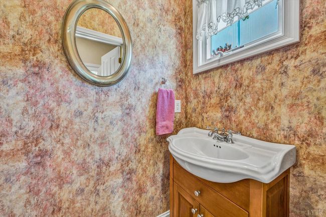 145 Golfers Crossing Dr, House other with 3 bedrooms, 3 bathrooms and null parking in Penhook VA | Image 12