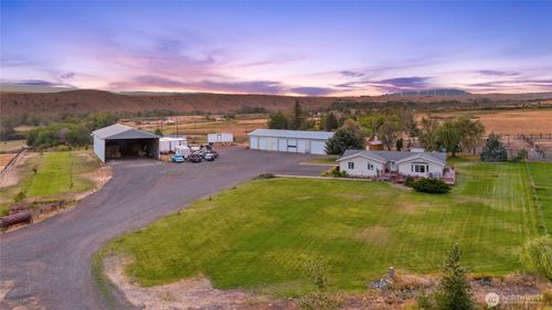 10350 Hwy 97, Ellensburg, WA, 98926-8533 | Card Image