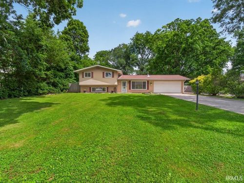 3728 Spruce Drive, Fort Wayne, IN, 46809 | Card Image