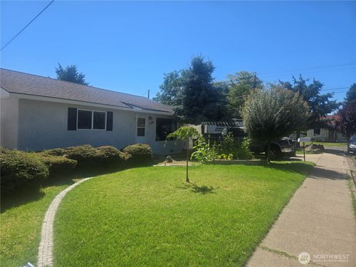 3106 Bonnie Doon Ave, Yakima, WA, 98902-4029 | Card Image