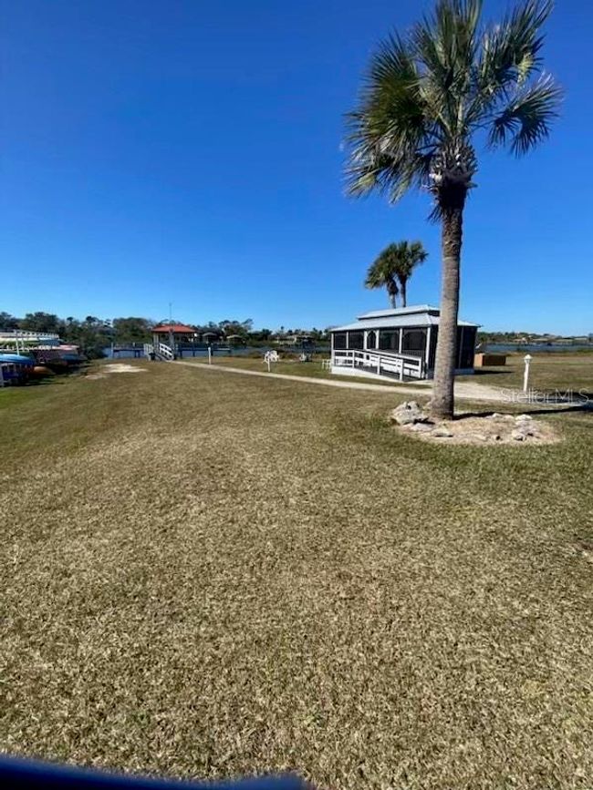 Community is located on the Intracoastal Waterway | Image 26