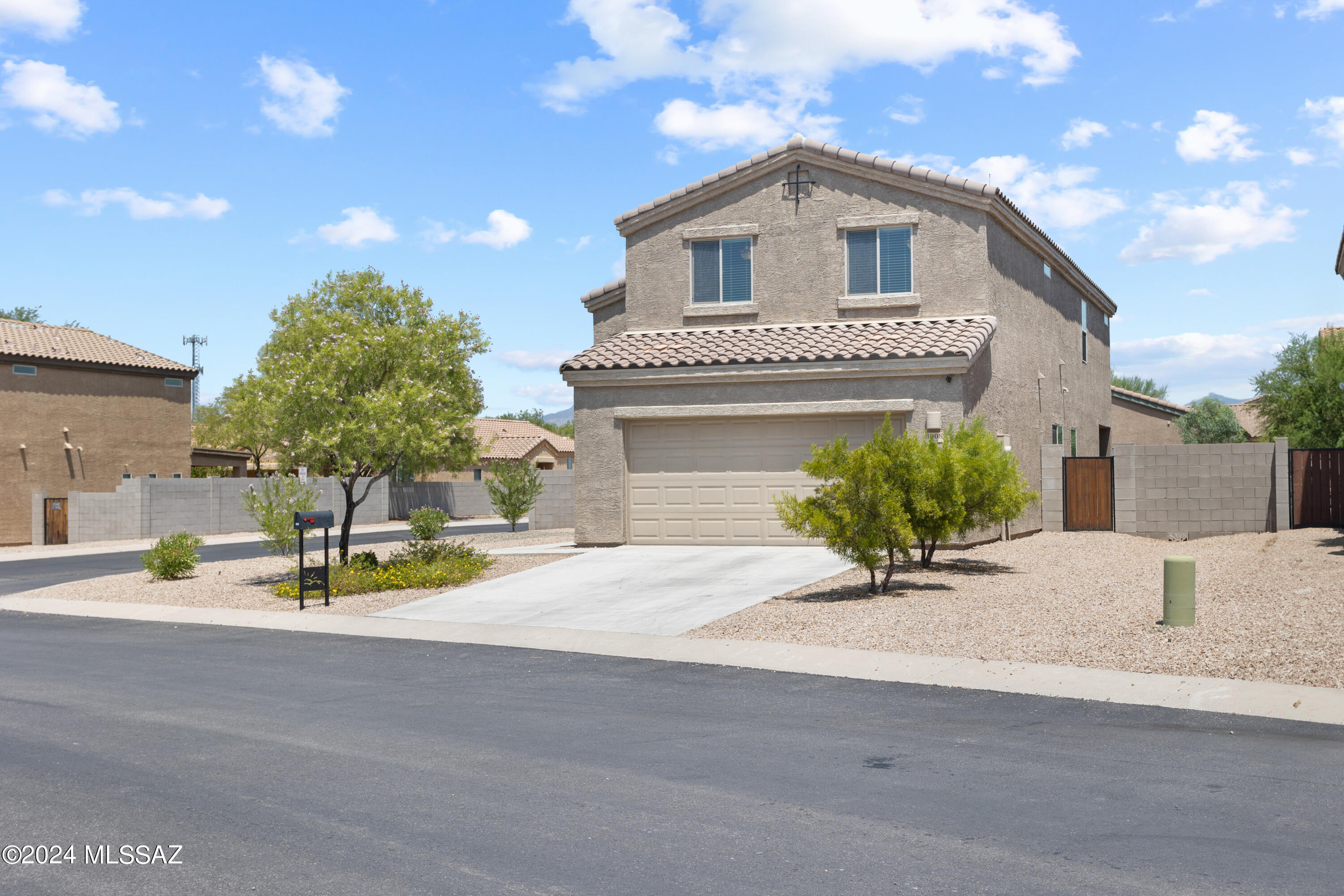 Tate Loop, Tucson, AZ 85756