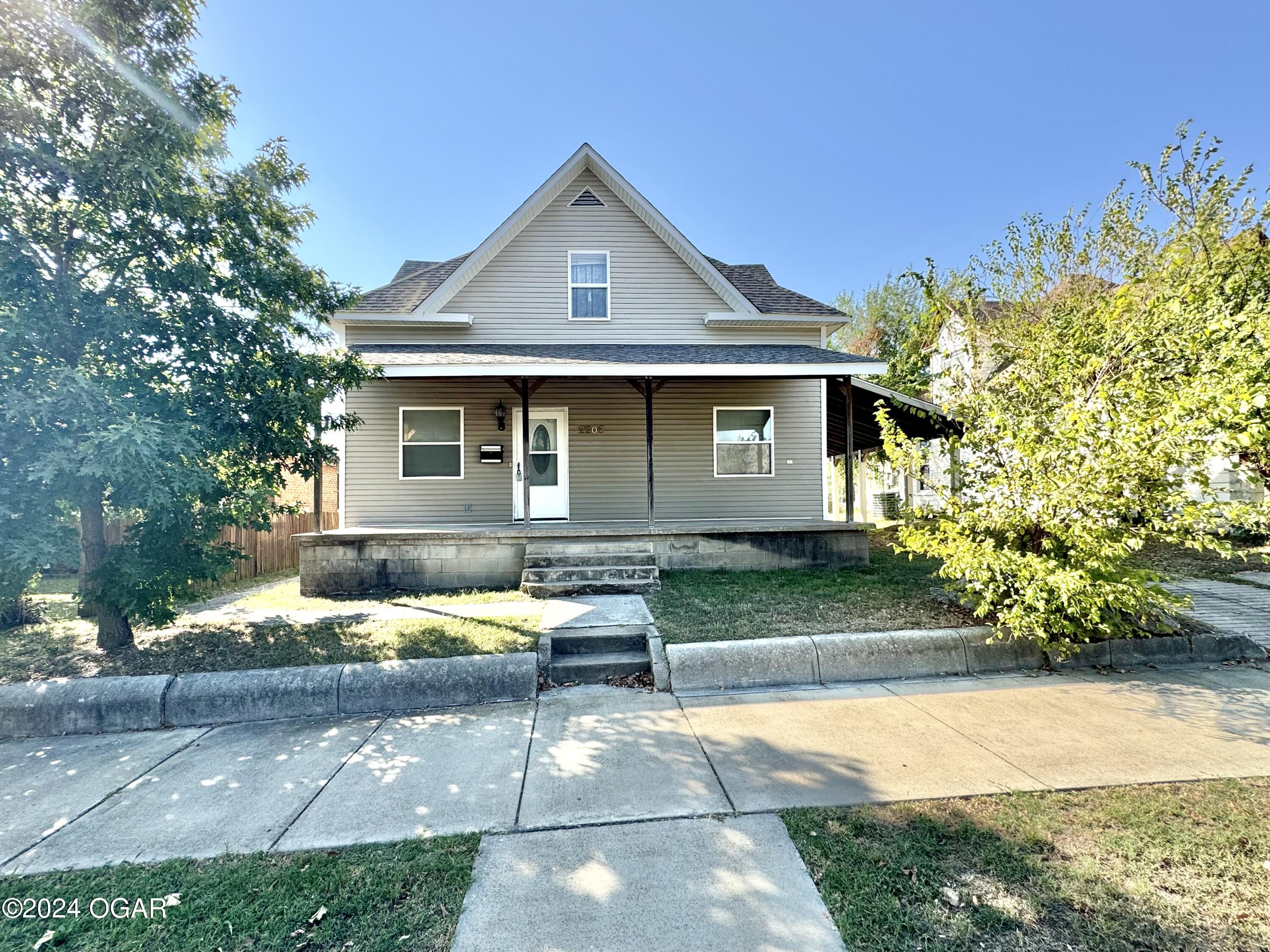 Empire Ave, Joplin, MO 64804