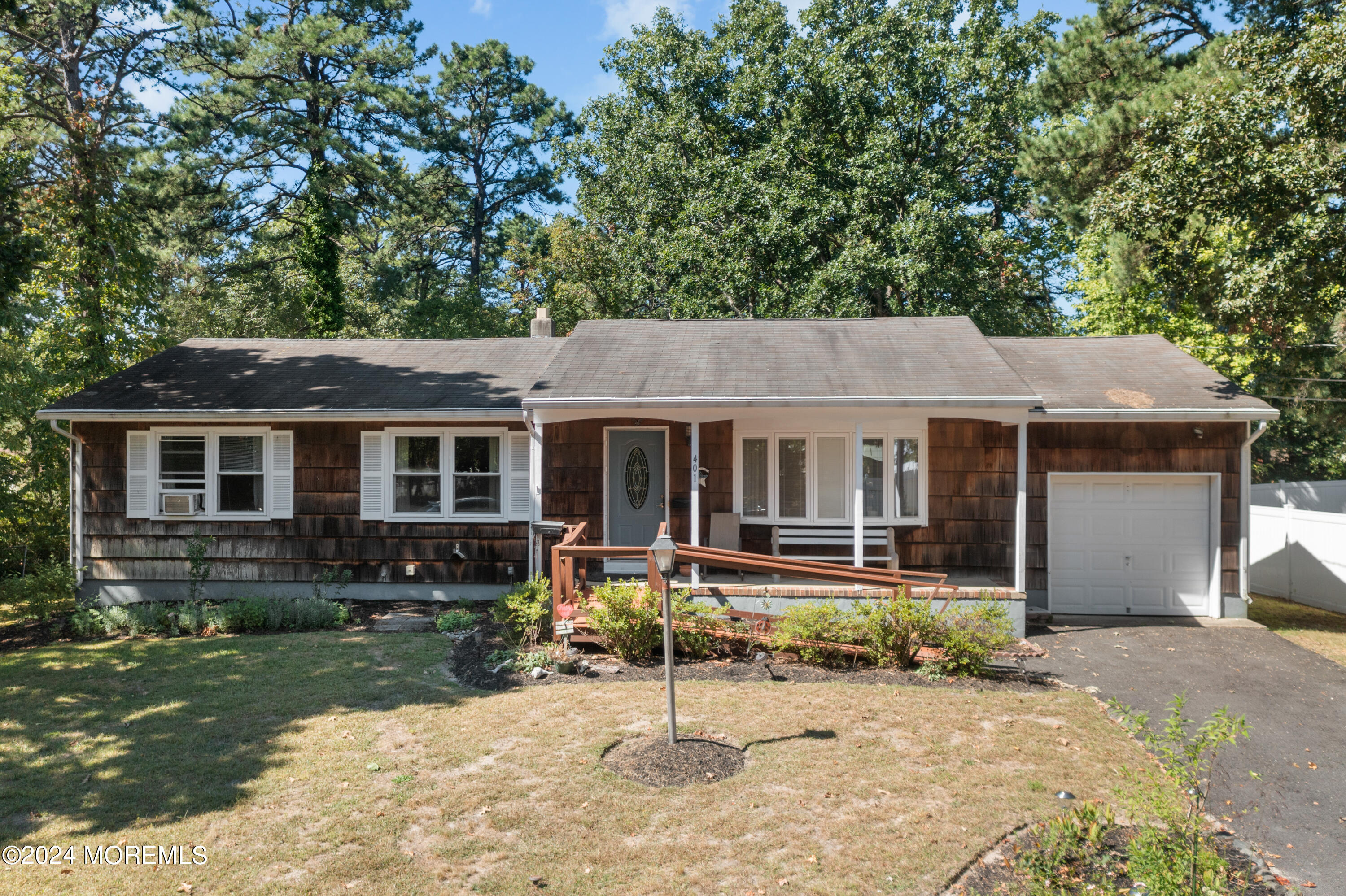 Bismarck St, Toms River, NJ 08757