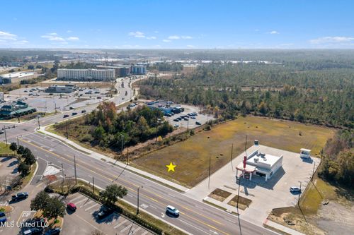 15465 Landon Road, Gulfport, MS, 39503 | Card Image