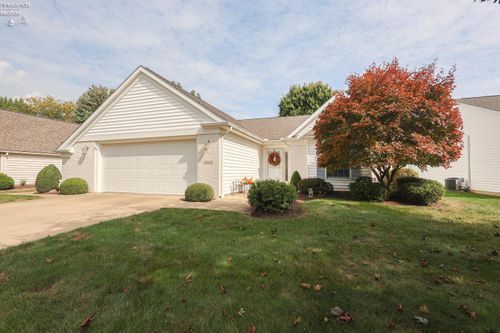 2011 E Waterberry Dr, Huron, OH, 44839-2271 | Card Image
