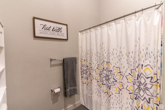 Full bath view right from door | Image 8