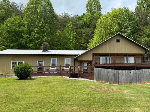 876 Gibson Hl, Hiawassee, GA, 30546-3898 | Card Image