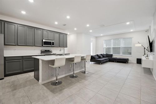 7007 Twilight Bay Dr, WINTER GARDEN, FL, 34787-0131 | Card Image