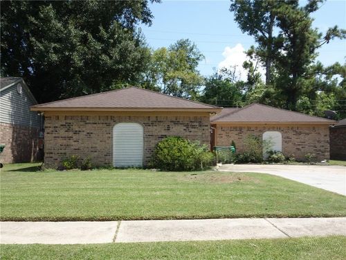 2540 English Colony Dr, La Place, LA, 70068-2345 | Card Image