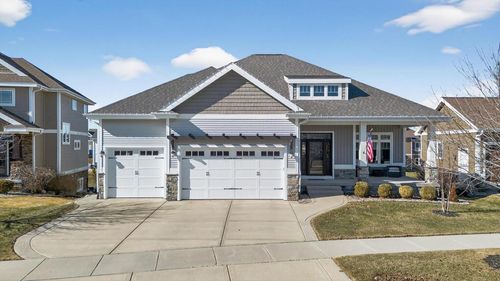 2410 Genevieve Way, WAUNAKEE, WI, 53597-9298 | Card Image