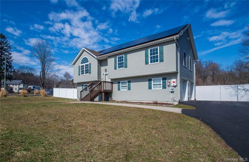 3 Shoddy Hollow Rd, Otisville, NY, 10963-2819 | Card Image