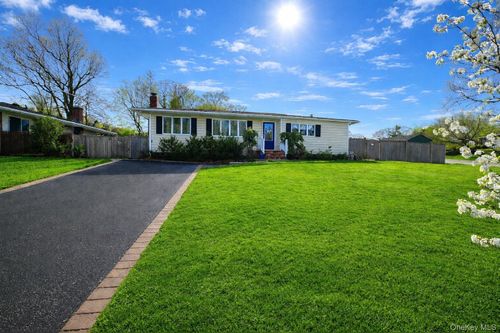 296 Moriches Rd, Saint James, NY, 11780-2114 | Card Image