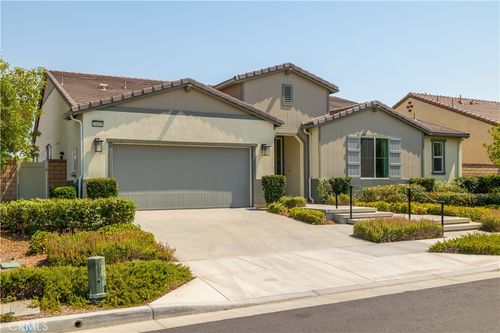 24405 Arroyo Dr, Menifee, CA, 92584-4216 | Card Image