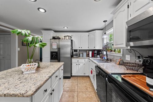 54 Ryder Rd, Campton, NH, 03223-4324 | Card Image
