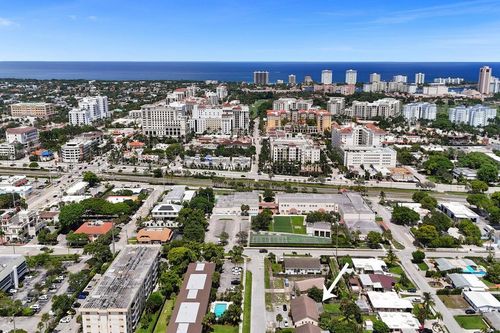 230 Sw 1st Street, Boca Raton, FL, 33432 | Card Image