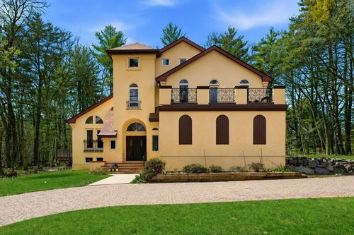 268 Concord Rd, Weston, MA, 02493-1340 | Card Image